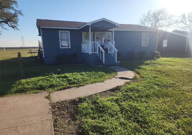 Photo 3 of Single family home for sale at 42 Country Oaks St, Brazoria, TX 77422 | MLS# 44788077 | Listing updated on 2026-09-21