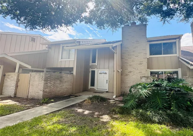 Photo 1 of Townhouse for sale at 11663 Village Pl Dr, Houston, TX 77077 | MLS# 73109939 | Listing updated on 2026-09-15