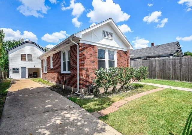Photo 4 of Single family home for sale at 314 Everton St, Houston, TX 77003 | MLS# 20214553 | Listing updated on 2026-09-12