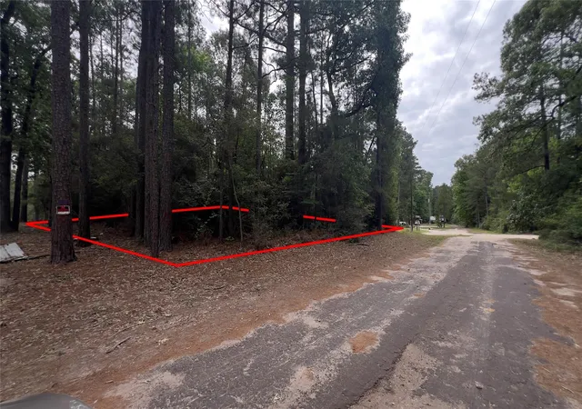 Photo 4 of Land for sale at 0 Little Ponderosa Dr, Onalaska, TX 77360 | MLS# 77325551 | Listing updated on 2026-09-10