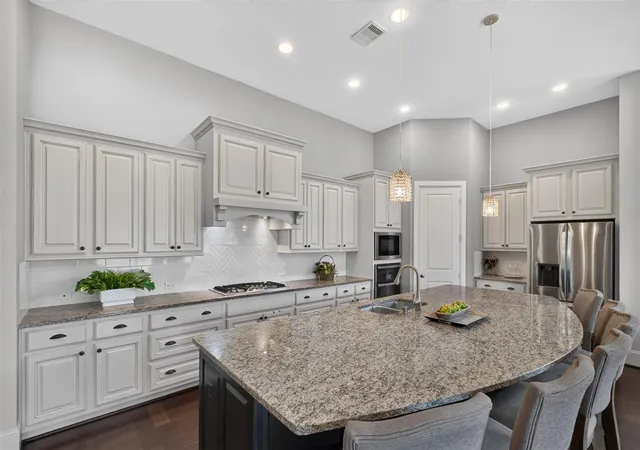 Photo 2 of Single family home for sale at 2619 Big Vine Ct, Missouri City, TX 77459 | MLS# 43902611 | Listing updated on 2026-09-19
