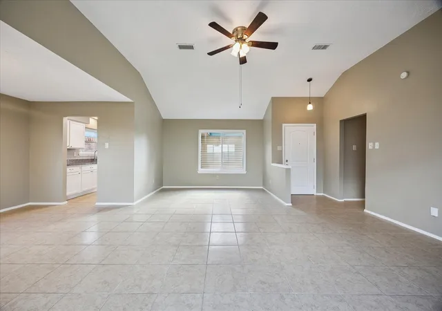 Photo 3 of Single family home for sale at 16819 Quail Crst Ct, Missouri City, TX 77489 | MLS# 78450006 | Listing updated on 2026-09-21