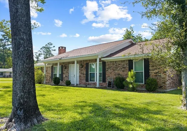 Photo 3 of Single family home for sale at 3603 Fleming Dr, Baytown, TX 77521 | MLS# 24516236 | Listing updated on 2026-09-18