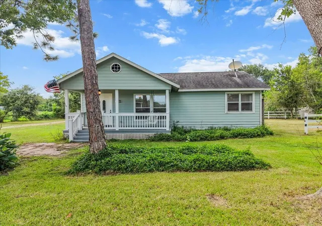 Photo 1 of Sale Pending at 14324 28th Street, Santa Fe, TX 77517 | MLS# 95796274 | Listing updated on 2026-10-07