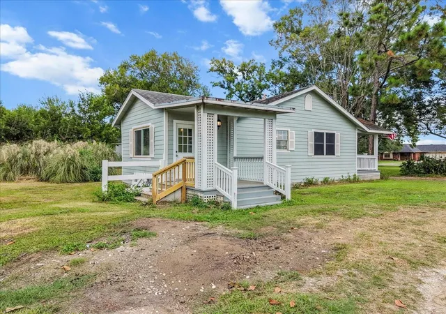 Photo 3 of Sale Pending at 14324 28th Street, Santa Fe, TX 77517 | MLS# 95796274 | Listing updated on 2026-10-07