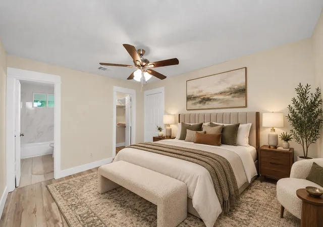 Photo 3 of Sale Pending at 10521 Chesterfield Dr, Houston, TX 77051 | MLS# 73171819 | Listing updated on 2026-10-03