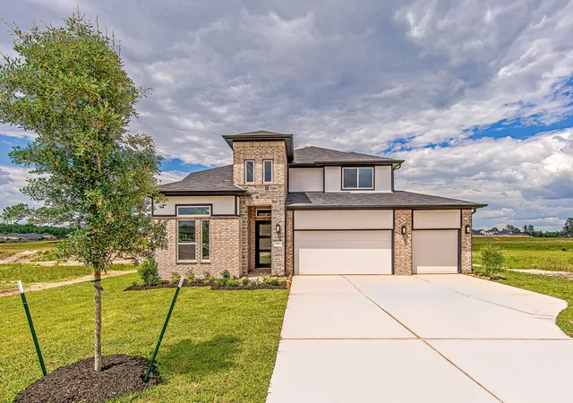 Photo 2 of Single family home for sale at 141 Peninsula Point Dr, Montgomery, TX 77356 | MLS# 84829617 | Listing updated on 2026-09-04