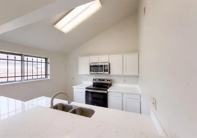 Photo 2 of Single family home for sale at 3307 Brookston St, Houston, TX 77045 | MLS# 57937778 | Listing updated on 2026-09-16