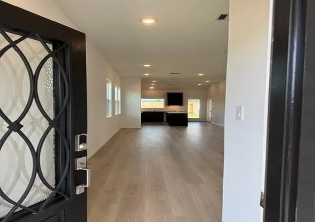 Photo 3 of Single family home for sale at 4814 Petunia Bloom, Pinehurst, TX 77362 | MLS# 57121357 | Listing updated on 2026-09-17