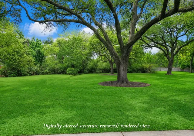 Photo 2 of Single family home for sale at 218 Fleetway Dr, Houston, TX 77024 | MLS# 17936445 | Listing updated on 2026-09-14