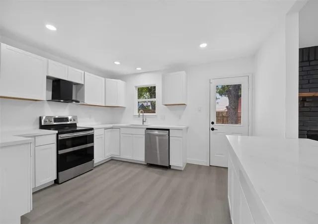 Photo 4 of Single family home for sale at 4247 Rosegate Dr, Spring, TX 77373 | MLS# 23183946 | Listing updated on 2026-10-03