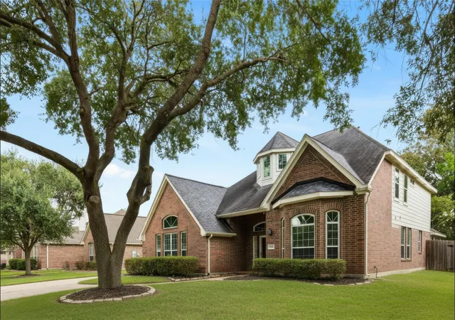 Photo 2 of Single family home for sale at 21515 Santa Clara Dr, Katy, TX 77450 | MLS# 37355762 | Listing updated on 2026-09-12