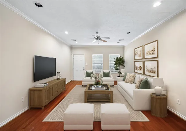 Photo 3 of Single family home for sale at 1821 Lewis St, Houston, TX 77009 | MLS# 56481673 | Listing updated on 2026-09-24