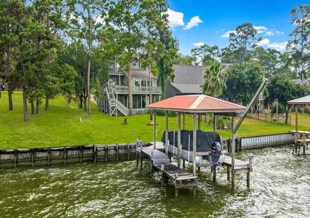 Photo 2 of Single family home for sale at 166 Bridgelanding, Onalaska, TX 77360 | MLS# 24506528 | Listing updated on 2026-09-09