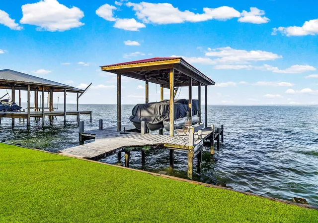 Photo 3 of Single family home for sale at 166 Bridgelanding, Onalaska, TX 77360 | MLS# 24506528 | Listing updated on 2026-09-09