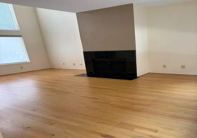 Photo 2 of Condo for sale at 4223 W Alabama St #2, Houston, TX 77027 | MLS# 28884751 | Listing updated on 2026-09-11