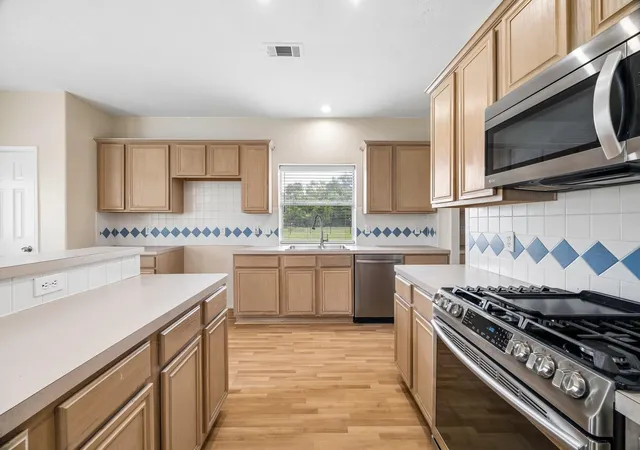 Photo 4 of Single family home for sale at 18502 Ml Path Ct, Houston, TX 77084 | MLS# 35049970 | Listing updated on 2026-09-20