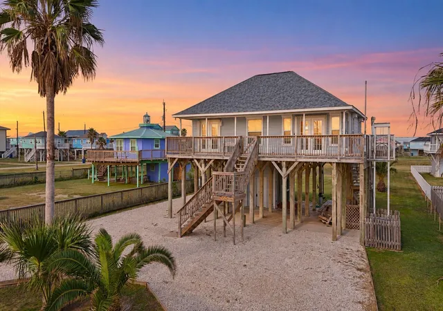 Photo 1 of Single family home for sale at 904 Surf Dr, Freeport, TX 77541 | MLS# 76008464 | Listing updated on 2026-09-23