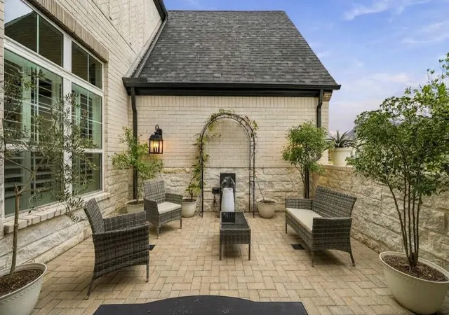 Photo 3 of Single family home for sale at 2514 Heritage Park Dr, Missouri City, TX 77459 | MLS# 54785379 | Listing updated on 2026-09-26