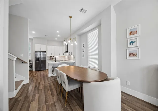 Photo 3 of Single family home for sale at 848 Fisher St #C, Houston, TX 77018 | MLS# 87153022 | Listing updated on 2026-09-22