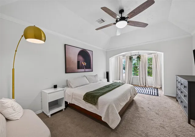 Photo 1 of Sale Pending at 1418 Prince St, Houston, TX 77008 | MLS# 38533022 | Listing updated on 2026-09-16