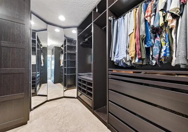 Photo 2 of Sale Pending at 1418 Prince St, Houston, TX 77008 | MLS# 38533022 | Listing updated on 2026-09-16