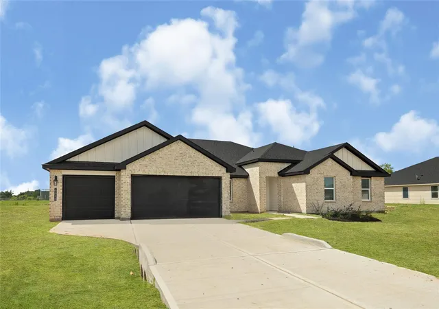 Photo 1 of Sale Pending at 6611 Kingfisher Ln, Beasley, TX 77417 | MLS# 96758603 | Listing updated on 2026-09-09