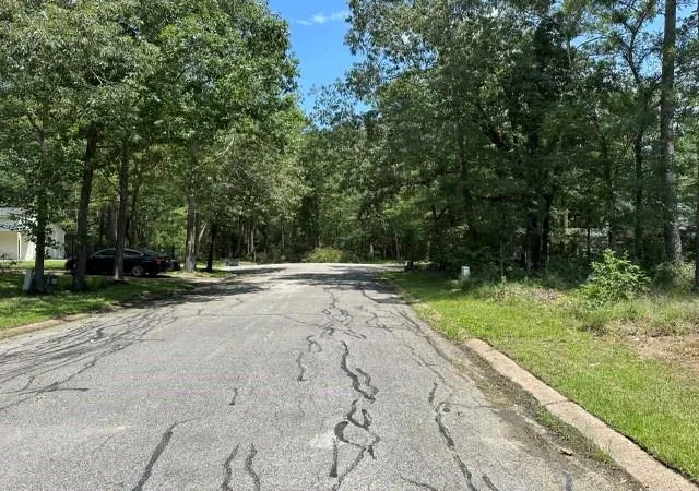 Photo 2 of Single family home for sale at 28617 Rantoul Ct, Huntsville, TX 77320 | MLS# 93134999 | Listing updated on 2026-09-02