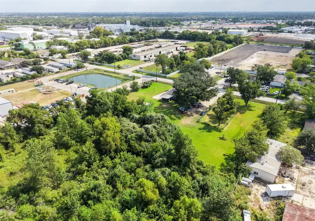 Photo 3 of Land for sale at 7739 Fairview St, Houston, TX 77041 | MLS# 84839462 | Listing updated on 2026-09-09