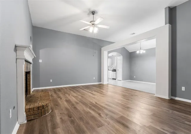 Photo 4 of Single family home for sale at 1815 Sherwood Forest Cir, League City, TX 77573 | MLS# 10806380 | Listing updated on 2026-10-08