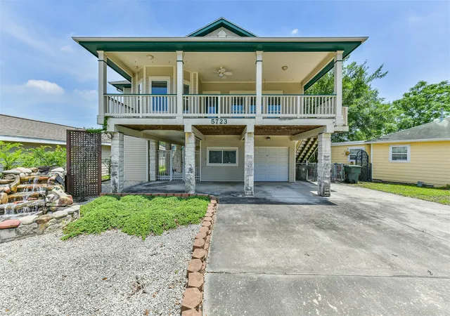 Photo 2 of Single family home for sale at 5723 Stewart Ave, Galveston, TX 77551 | MLS# 34064374 | Listing updated on 2026-09-01