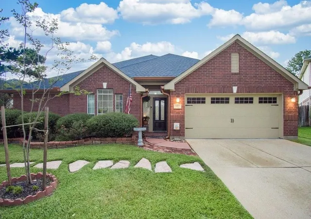 Photo 2 of Single family home for sale at 13923 Oneida Ct, Cypress, TX 77429 | MLS# 1031262 | Listing updated on 2026-09-07