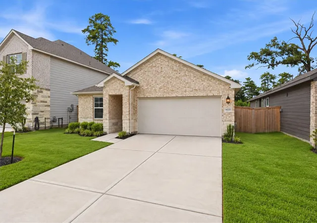 Photo 2 of Single family home for sale at 16221 Parish Pointe Ct, Conroe, TX 77302 | MLS# 39751685 | Listing updated on 2026-09-05