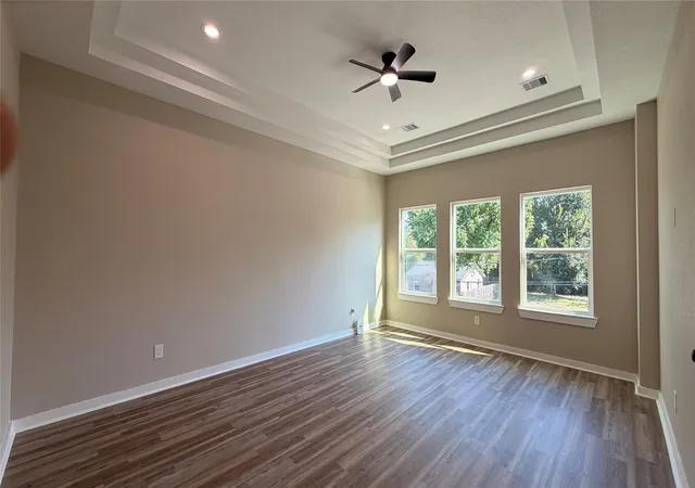 Photo 2 of Single family home for sale at 7819 Angus St, Houston, TX 77028 | MLS# 68576572 | Listing updated on 2026-09-28