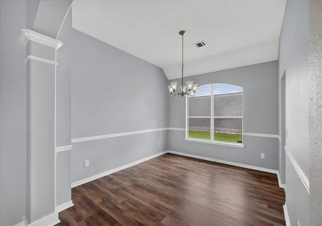 Photo 4 of Single family home for sale at 26 Millport Dr, Spring, TX 77382 | MLS# 93773171 | Listing updated on 2026-09-12