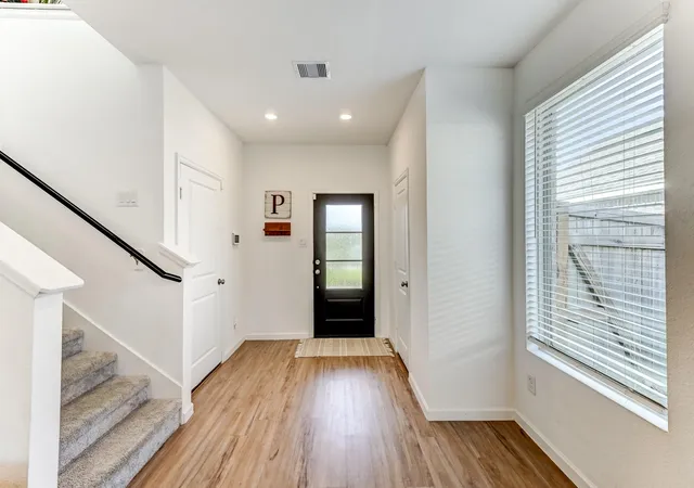 Photo 3 of Single family home for sale at 20901 Cropani Shadow Dr, New Caney, TX 77357 | MLS# 59671714 | Listing updated on 2026-09-18