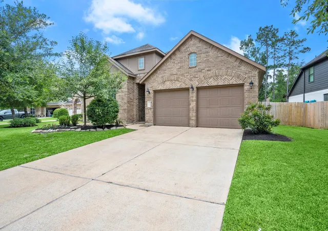 Photo 1 of Sale Pending at 114 Kohen Ct, Montgomery, TX 77316 | MLS# 17789800 | Listing updated on 2026-09-12