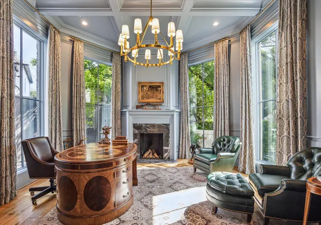 Photo 3 of Mansion for sale at 2116 Looscan Ln, Houston, TX 77019 | MLS# 33057733 | Listing updated on 2026-09-24