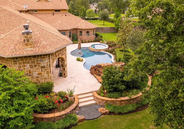 Photo 2 of Mansion for sale at 28002 Whispering Maple Way, Spring, TX 77386 | MLS# 39855137 | Listing updated on 2026-09-19