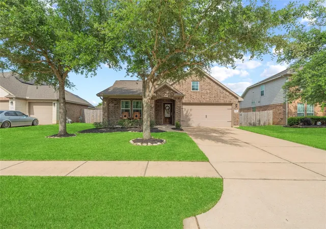 Photo 1 of Single family home for sale at 16014 Mark Crst Dr, Hockley, TX 77447 | MLS# 83997032 | Listing updated on 2026-10-20
