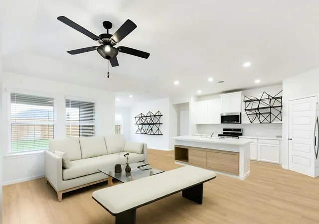 Photo 3 of Single family home for sale at 21622 Teton Rock Trl, Richmond, TX 77407 | MLS# 20322241 | Listing updated on 2026-09-13