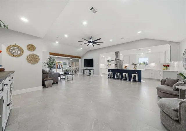 Photo 3 of Single family home for sale at 25518 Decker Prairie Rosehill Rd, Magnolia, TX 77355 | MLS# 29933845 | Listing updated on 2026-10-10