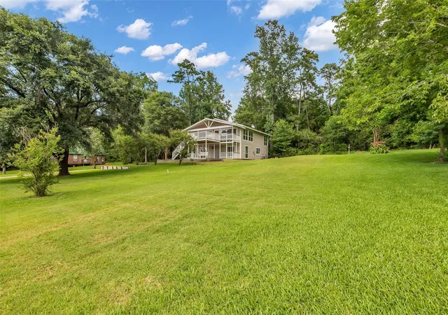 Photo 3 of Single family home for sale at 671 Lakeview Harbor, Onalaska, TX 77360 | MLS# 82347021 | Listing updated on 2026-09-18