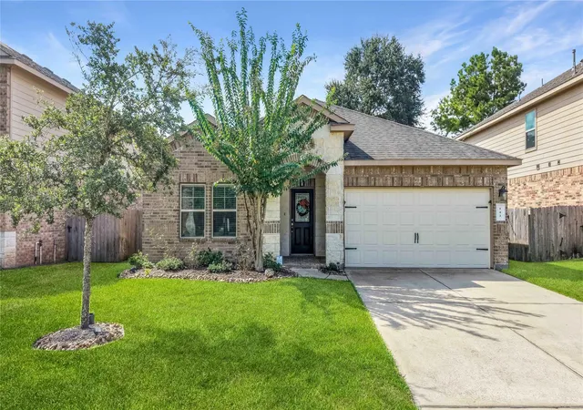 Photo 35 of Single family home for sale at 143 Meadow Valley Dr, Conroe, TX 77384 | MLS# 52615444 | Listing updated on 2026-10-04