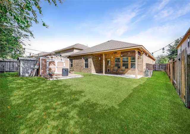 Photo 3 of Single family home for sale at 143 Meadow Valley Dr, Conroe, TX 77384 | MLS# 52615444 | Listing updated on 2026-10-04