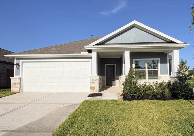 Photo 1 of Single family home for sale at 2661 Lake Bryan Dr, Dayton, TX 77535 | MLS# 64330300 | Listing updated on 2026-10-09