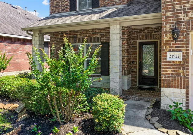 Photo 2 of Sale Pending at 21922 Fld Green Dr, Cypress, TX 77433 | MLS# 85231835 | Listing updated on 2026-09-16