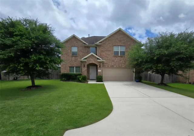 Photo 1 of Single family home for sale at 2027 Brookmont Dr, Conroe, TX 77301 | MLS# 58348905 | Listing updated on 2026-09-11