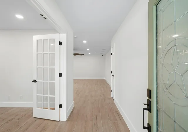 Photo 4 of Single family home for sale at 18918 Casper Dr, Spring, TX 77373 | MLS# 53658262 | Listing updated on 2026-10-04