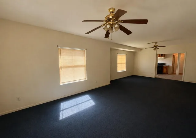 Photo 3 of Sale Pending at 7612 E Magnolia St, Houston, TX 77012 | MLS# 54305824 | Listing updated on 2026-09-10
